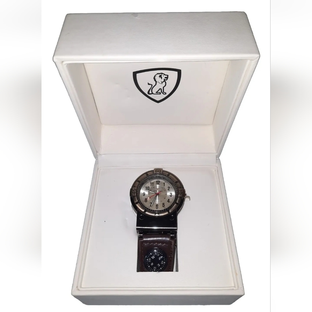 Conqueror Men's Watch/Compass Clip On Genuine Leather Watch - FAST SHIP
